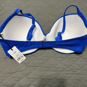 Brand new Shade Shore bikini top, size 38DD